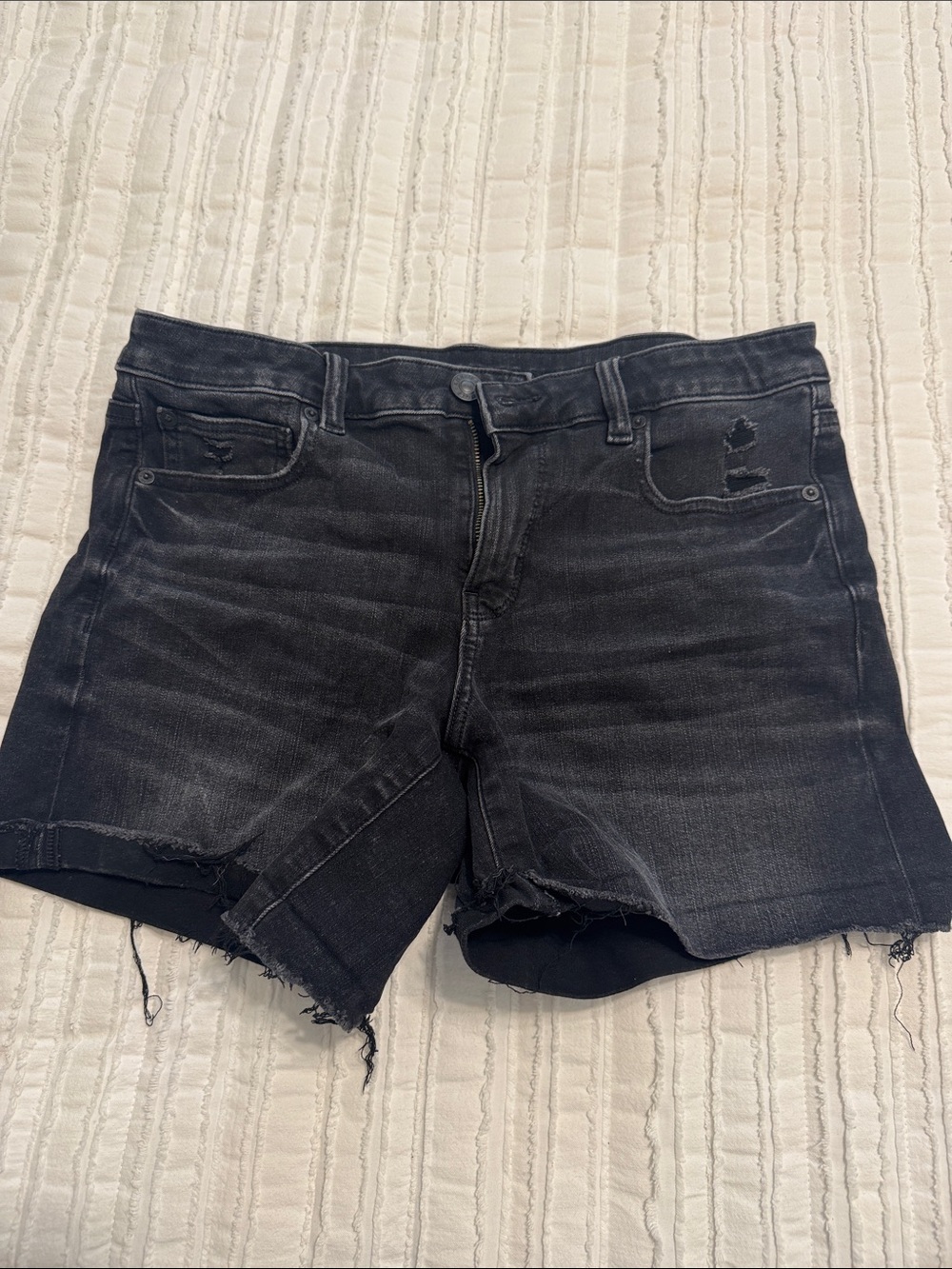 American Eagle Black Slim Fit shorts